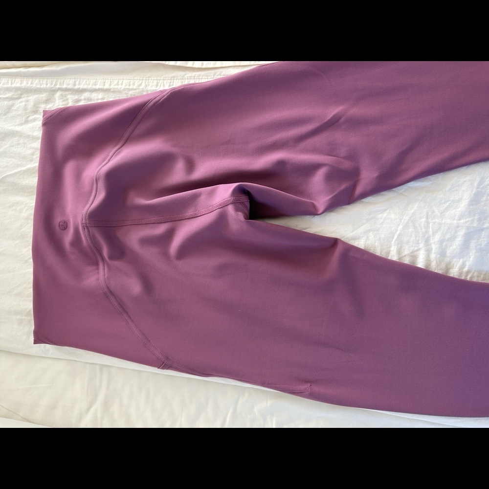 Luluelmon legging size 6